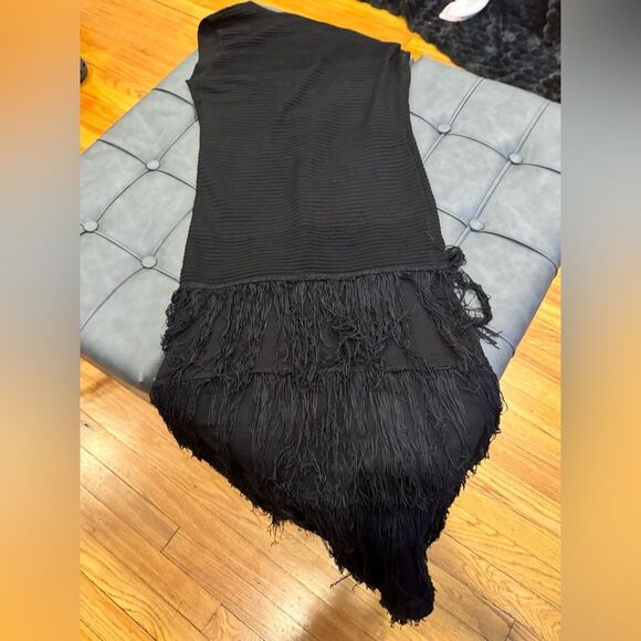 TASSEL BACKLESS ZIPPER DRESS - Picture 4 of 6